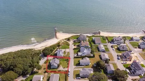 18 Starboard Ln, Mashpee, MA 02649 photo 3