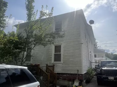 7 Upland Ave, Webster, MA 01570 photo 3