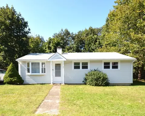 27 Ewald Ave, Plainville, MA 02762