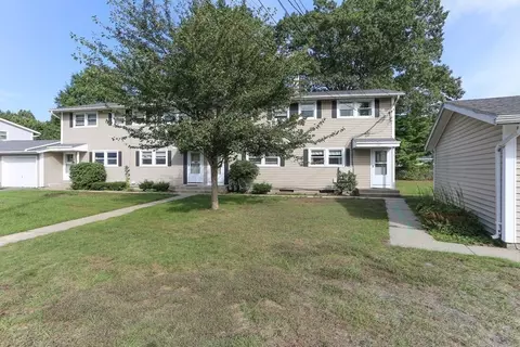 138 Woodbridge Rd #138, Chicopee, MA 01022