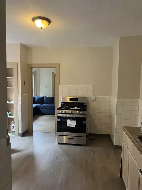 19 Brookline Ave, Springfield, MA 01107 photo 6