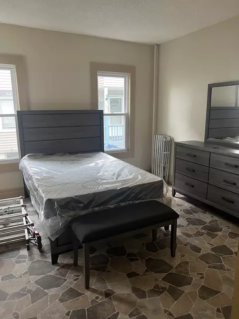 19 Brookline Ave, Springfield, MA 01107 photo 5