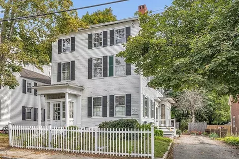 23 Newcomb, Haverhill, MA 01830
