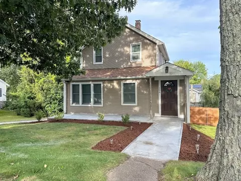 394 Center St, Randolph, MA 02368