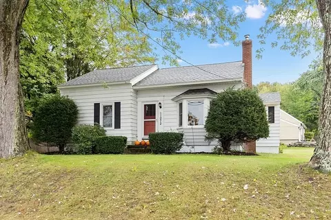 1072 Templeton Rd, Athol, MA 01331 photo 2