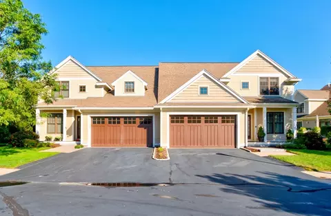 39 Graystone Cir #39, Winchester, MA 01890
