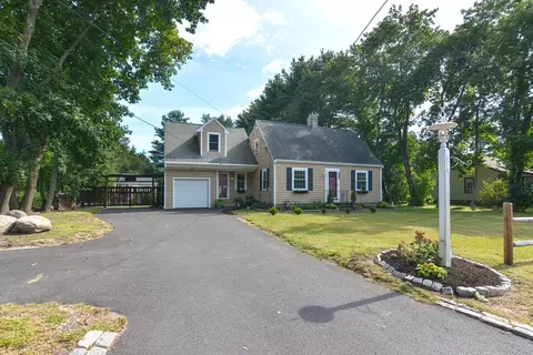 640 East St, Wrentham, MA 02093
