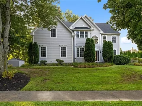 2 Nauset Dr, Westborough, MA 01581