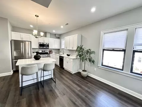 18 Fabyan #1, Boston, MA 02124