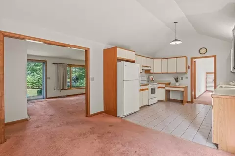 64 Eisenhower Dr, Barnstable, MA 02365 photo 10