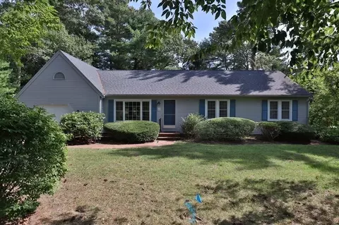 64 Eisenhower Dr, Barnstable, MA 02365 photo 42