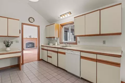 64 Eisenhower Dr, Barnstable, MA 02365 photo 14