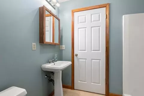 10 Duda Dr, Easthampton, MA 01027 photo 20