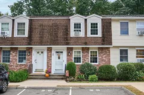 266 Grove St #29, Northampton, MA 01060
