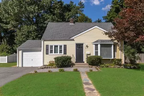 10 Suffolk Rd, Sharon, MA 02067 photo 13