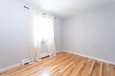 60 Holly St, Gloucester, MA 01930 photo 19