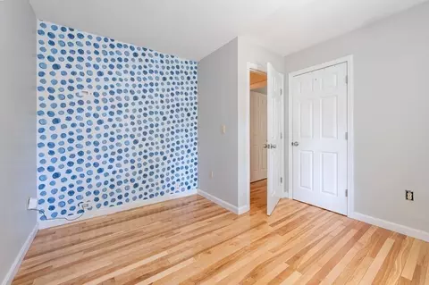 60 Holly St, Gloucester, MA 01930 photo 17