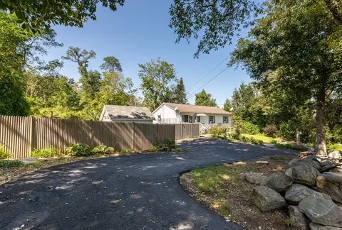 60 Holly St, Gloucester, MA 01930 photo 38