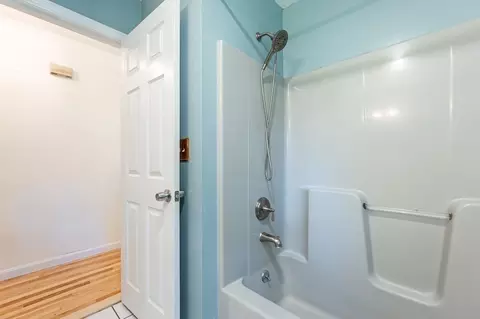 60 Holly St, Gloucester, MA 01930 photo 16