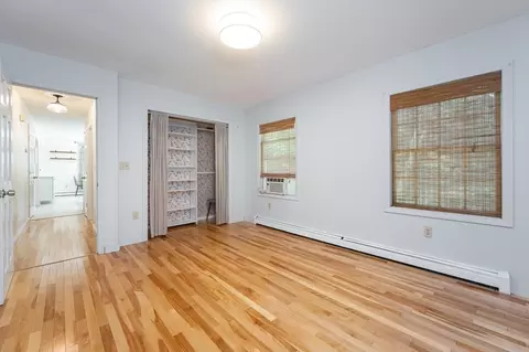 60 Holly St, Gloucester, MA 01930 photo 12