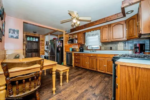 195 Bark, Fall River, MA 02723 photo 11