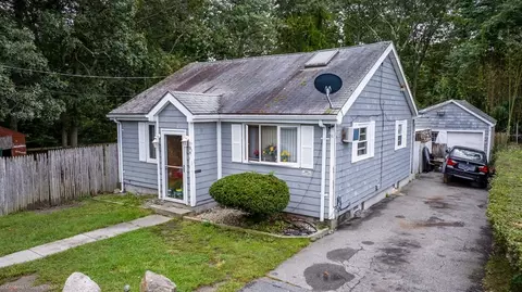 195 Bark, Fall River, MA 02723 photo 6