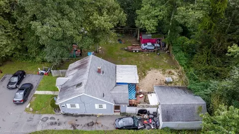 195 Bark, Fall River, MA 02723