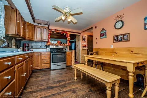 195 Bark, Fall River, MA 02723 photo 13