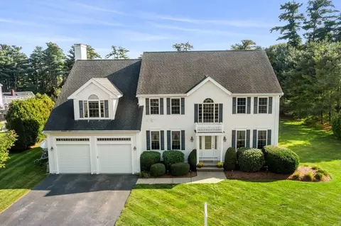 4 Hawk Hill Rd, Beverly, MA 01915