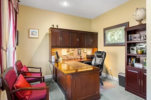 4 Hawk Hill Rd, Beverly, MA 01915 photo 18