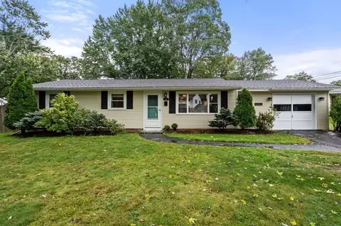 26 Riverview, Framingham, MA 01701