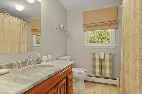 5 Judith E, Methuen, MA 01844 photo 27