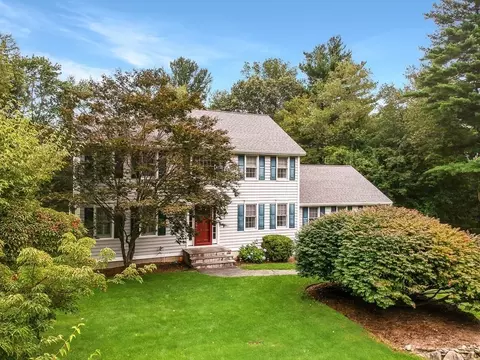 5 Judith E, Methuen, MA 01844 photo 2
