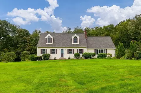 9 Knollwood Dr, Charlton, MA 01507