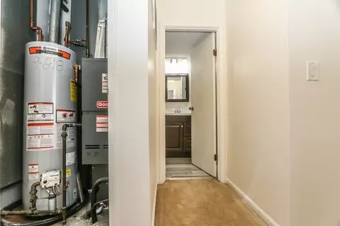 40 Halifax Ct #H, Springfield, MA 01108 photo 31