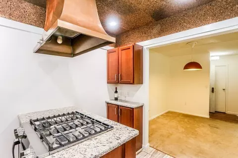 40 Halifax Ct #H, Springfield, MA 01108 photo 8