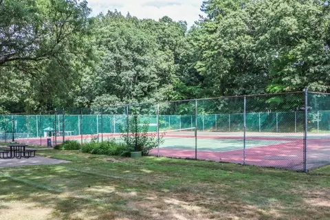 40 Halifax Ct #H, Springfield, MA 01108 photo 35