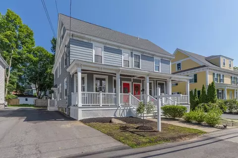 57 Elm St #57, Andover, MA 01810