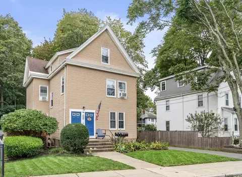 301 Poplar St #3, Boston, MA 02131