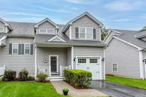 70 Lynnes Way #70, Tewksbury, MA 01876
