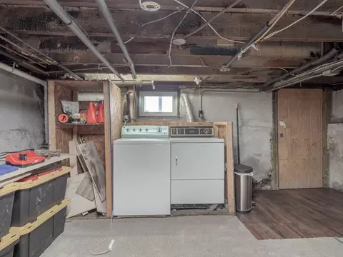121 Hancock, Everett, MA 02149 photo 36