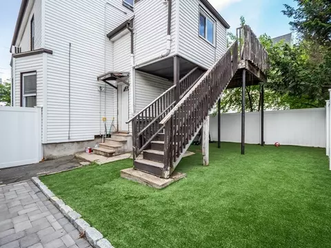 121 Hancock, Everett, MA 02149 photo 7
