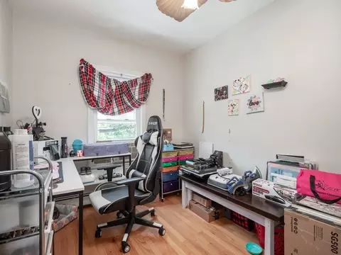 121 Hancock, Everett, MA 02149 photo 28