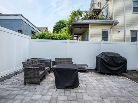 121 Hancock, Everett, MA 02149 photo 5