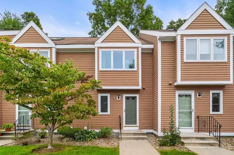 21 Steeplechase Ct #21, Haverhill, MA 01832
