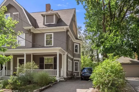 18 Lexington Ave #18, Cambridge, MA 02138