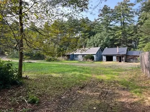 83 Mason Rd, Townsend, MA 01474