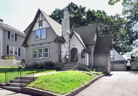 19 Jenness St, Quincy, MA 02169