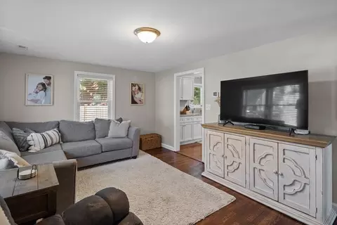 25 Eames St, North Reading, MA 01864 photo 3