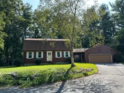 494 Lindsey St, Attleboro, MA 02703